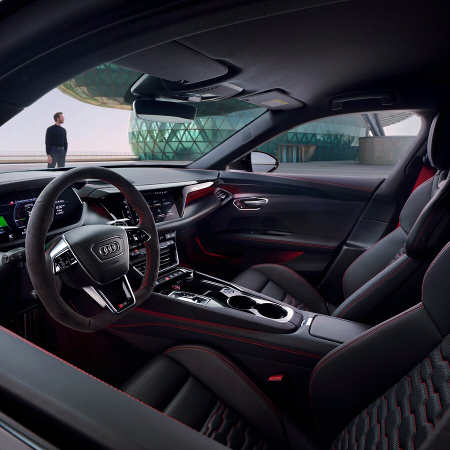 RS e-tron GT interior